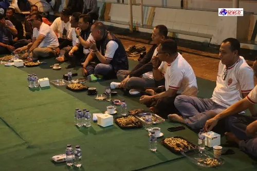 Cooling System, Polres Bondowoso Gelar Nobar Bersama Influencer dan Komunitas Motor, Sampaikan Pesan Pilkada 2024 Damai
