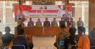 Polres Tulungagung Gelar Program Jumat Curhat di Desa Blendis Kecamatan Gondang