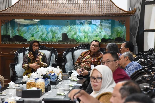 Pemerintah Kabupaten Sidoarjo Terima Kunjungan Studi Banding Pjs. Bupati Bogor Terkait Pengolahan Sampah