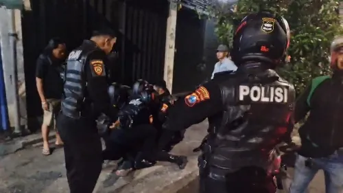 Respati Sat Samapta Polrestabes Surabaya Berhasil Tangkap Pelaku Curanmor Yang Berani Melawan Petugas
