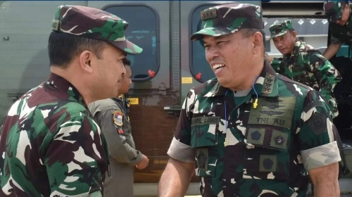 Danlanud Muljono Kolonel Pnb Ahmad Putra Utama Tarigan, M. Han Sambut Kedatangan dan Antar Kepulangan Marsdya TNI M. Khairil Lubis Dalam Giat Latma Keris Woomer
