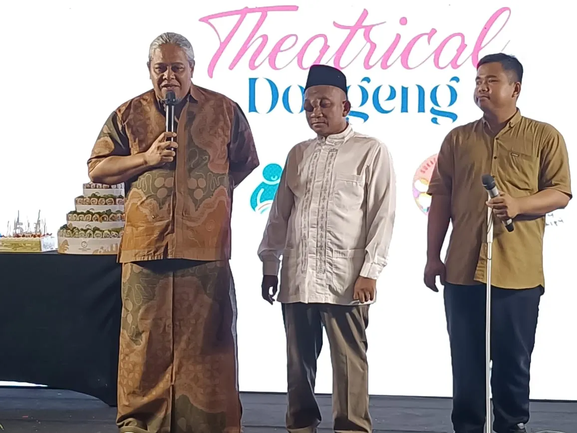 Heru MAKI si Kotak Kosong Ulang Tahun Seket Siji, Gelar dan Berbagi Santunan Bersama Anak Yatim dan Penyandang Disabilitas