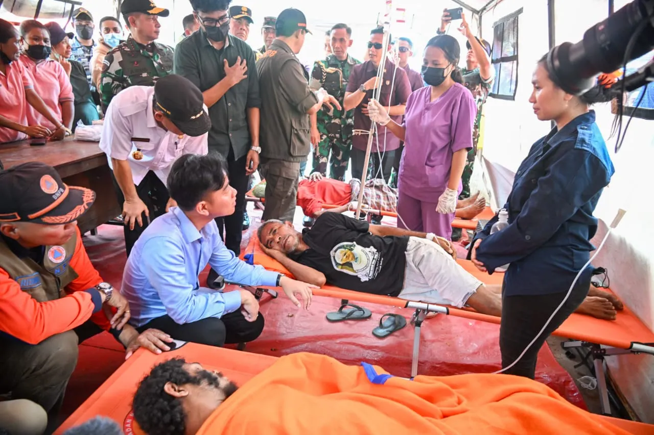 Wakil Presiden RI Tinjau Warga Masyarakat Korban Erupsi Gunung Lewotobi Laki-Laki, didampingi Danrem 161/ WS