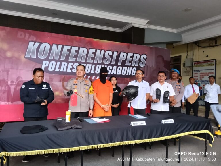Satreskrim Polres Tulungagung Ungkap Kasus Perampokan di Minimarket, Pelaku Ancam Karyawati Dengan Celurit