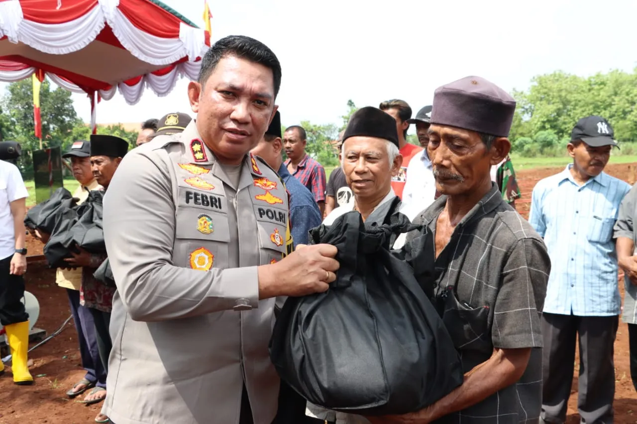 Dukung Program Ketahanan Pangan Nasional, Kapolres Bangkalan Tanam Jagung Bersama Forkopimda