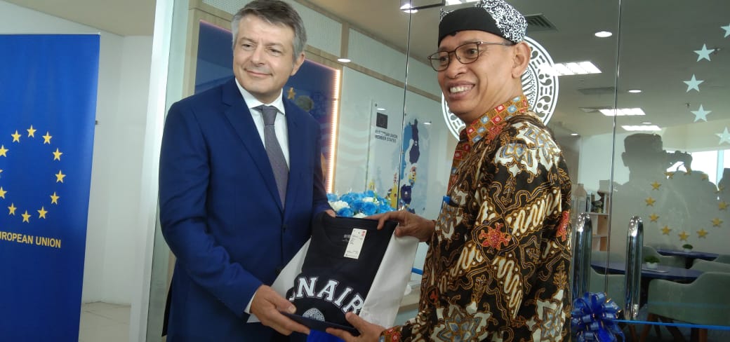 Uni Eropa dan UNAIR Tanda Tangani Noktah Kesepakatan (MOU), Tetapkan Kerangka Kerja dan Kolaborasi
