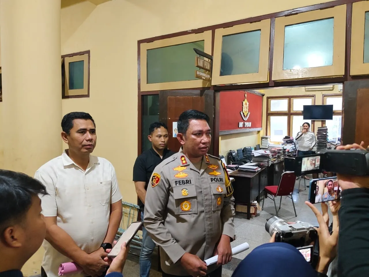 Gerak Cepat, Polres Bangkalan Amankan Tiga Orang Pembuat Kerusuhan Mie Gacoan