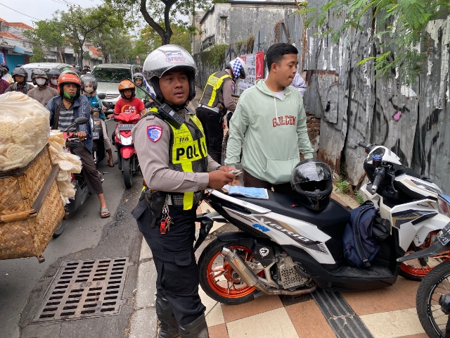 Unit Turjawali Satlantas Polrestabes Surabaya, Tindak Tegas Pengguna Knalpot Brong Jelang Tahun Baru