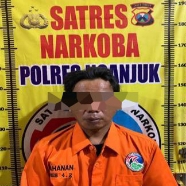 Polres Nganjuk Ungkap Peredaran Pil Dobel L di Payaman, Dua Tersangka Diamankan