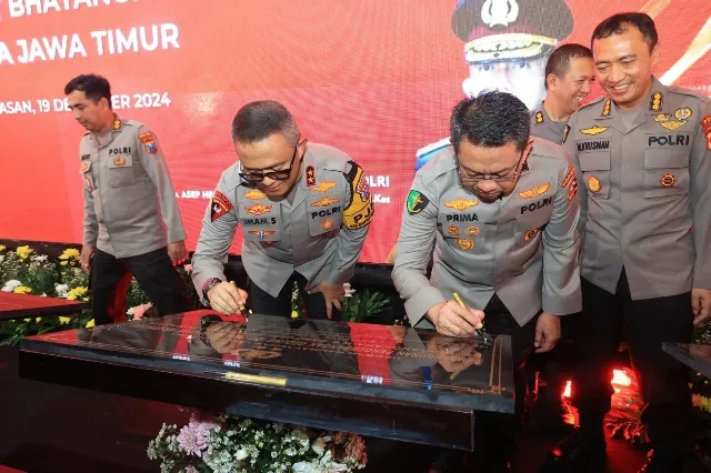 Kapolda Jatim Resmikan 9 Gedung RS Bhayangkara Jajaran Polda Jawa Timur Secara Serentak