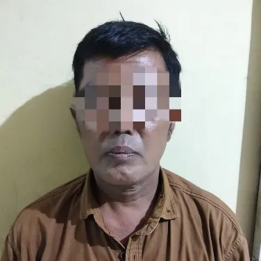 Polsek Kenjeran Amankan Pelaku Pencurian Tas Milik Anak Yang Sedang Sholat