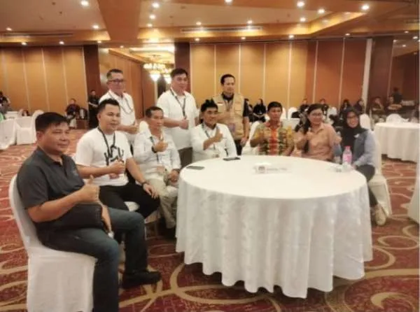 KPU Sulut Tetapkan YSK-VICTORY Gubernur dan Wakil Gubernur Sulawesi Utara Periode 2024-2029
