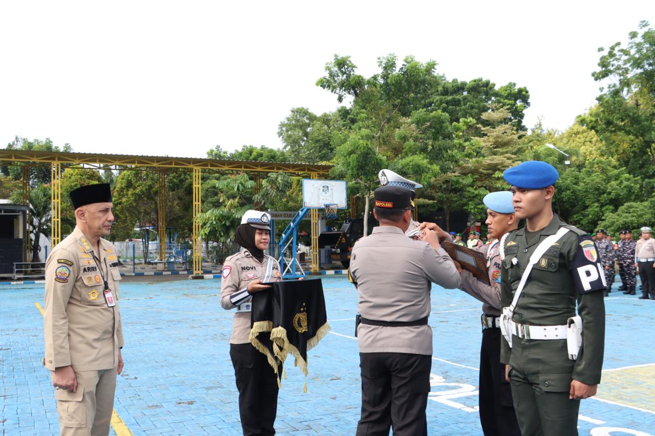 Siap Amankan Nataru, Polres Bangkalan Laksanakan Apel Gelar Pasukan Operasi Lilin Semeru 2024