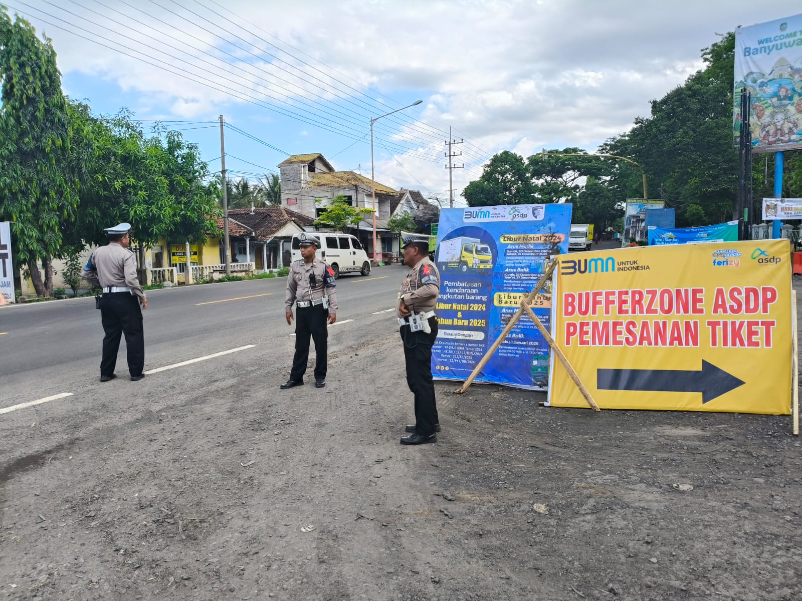 Operasi Lilin Semeru 2024, Polresta Banyuwangi Lakukan Pembatasan Angkutan Barang, Pelabuhan Ketapang Lancar