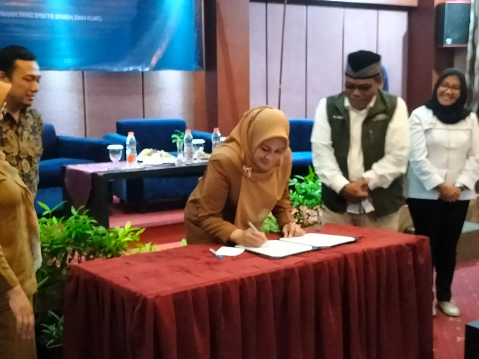 USERAT - Pemerintah Kabupaten Pandeglang Gelar Rakor Penanggulangan Kemiskinan Ekstrem Tahun 2024