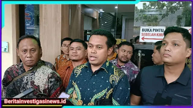 Dituduh Lakukan Tindak Asusila, Camat Asemrowo Datangi Polda Jatim Untuk Laporkan Dugaan Kasus Pemcemaran Nama Baik