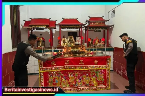Polres Ngawi Siagakan Personel di Klenteng Sien Hien Kiong, Perayaan Imlek Berlangsung Kondusif