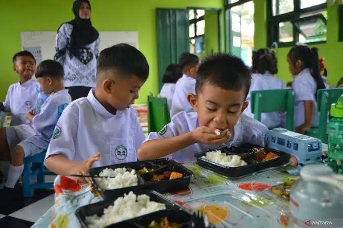 Pemprov Sulut Anggarkan 10M Dukung Program Makan Bergizi Gratis (BMG)