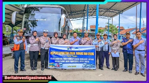 Satlantas Polres Sampang Bersama Ditlantas Polda Jatim Gelar Inspeksi Angkutan Umum &amp; Orang Jelang Idul Fitri 1446 H