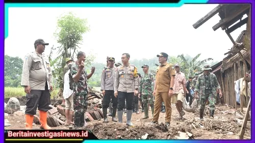 Polres Bondowoso Bersama Forkopimda Gelar Baksos Salurkan Bantuan Pasca Banjir Bandang