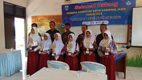 Lomba MIPA SDN Cikiruh Raih Juara II, Panitia H. Aiik H. Dudi Kecamatan Cibitung Apresiasi