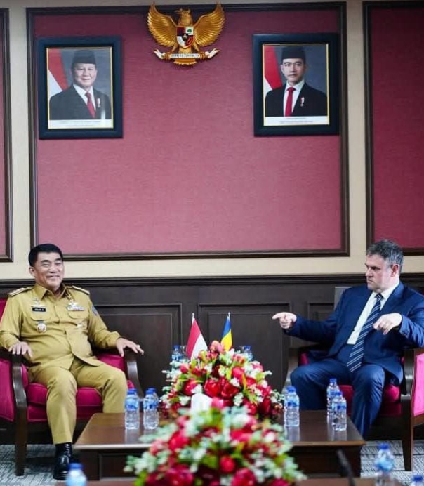 Gubernur Sulut Terima Kunjungan Dubes Rumania, Bahas Kerja Sama Strategis di Berbagai Sektor