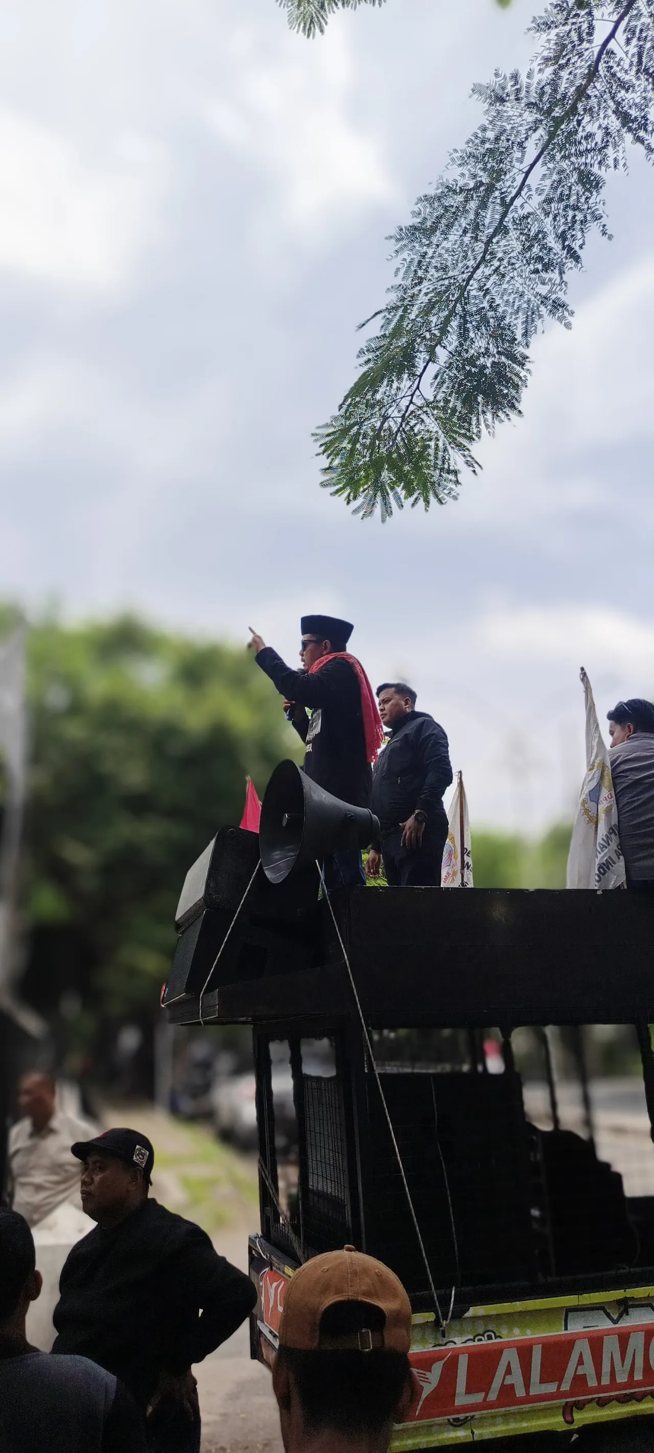 AMI Siap Gelar Aksi Demo Terkait Temuan Wakil Wali Kota Surabaya di D'Fashion Textile & Tailor