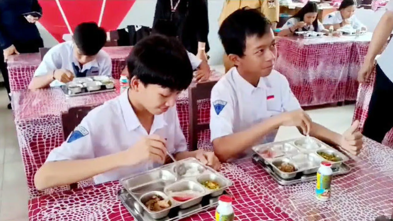 Gubernur Sulut Perketat Pengawasan Program Makan Bergizi Gratis Usai Temuan Makanan Tak Layak di Manado
