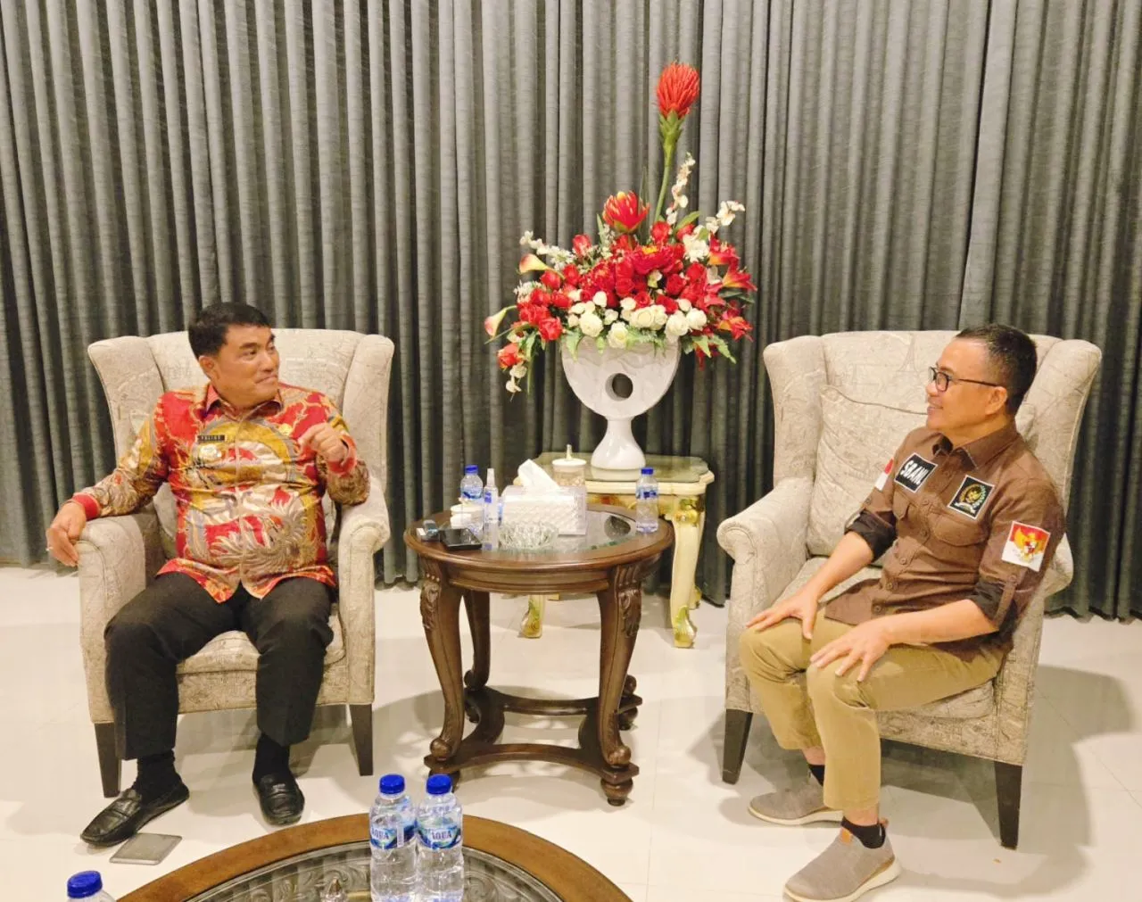 Gubernur Sulut Yulius S.K. Terima Kunjungan Senator Stefanus Liow, Bahas Strategi Pembangunan Berkelanjutan