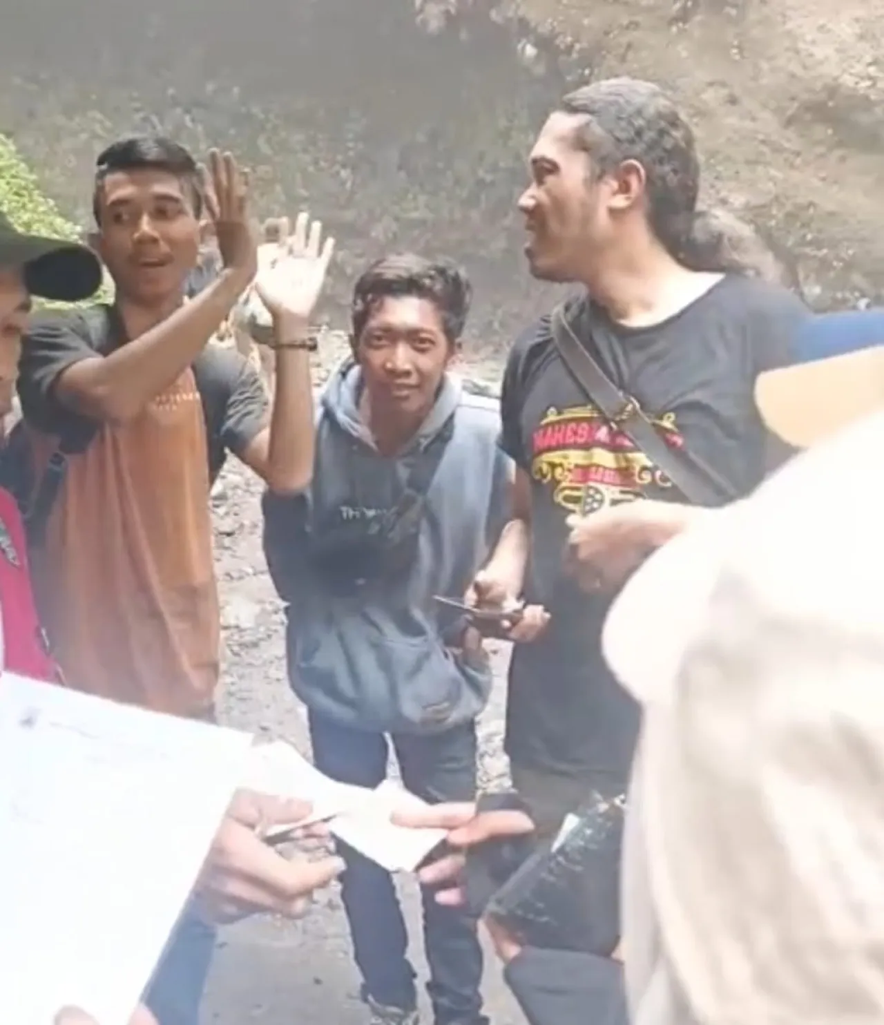 Pungli Kuasai Wisata Air Terjun  Tumpak Sewu, Polda Jatim Jangan Tutup Mata
