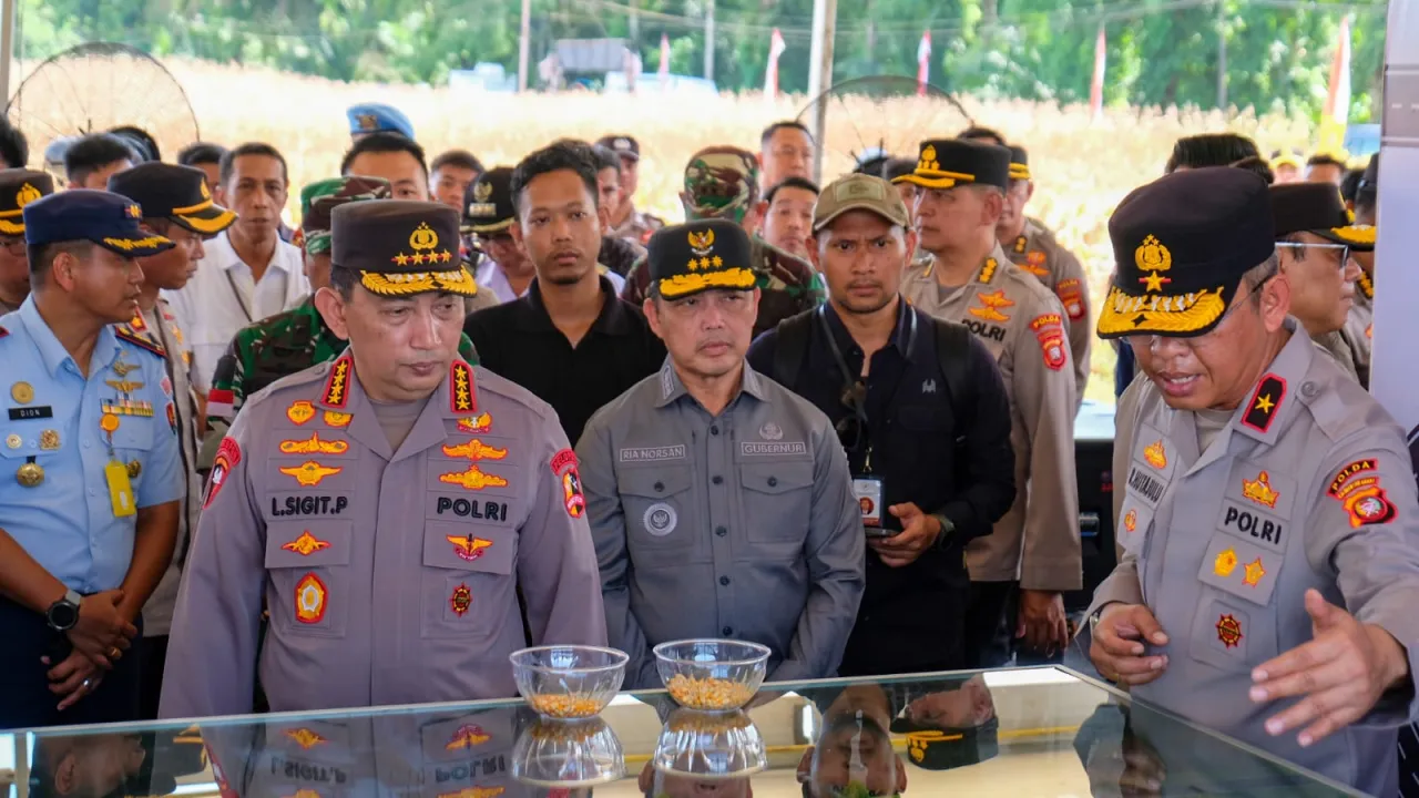Jelang Panen Raya Jagung, Kapolri Turun Langsung Cek Lokasi ke Kalbar