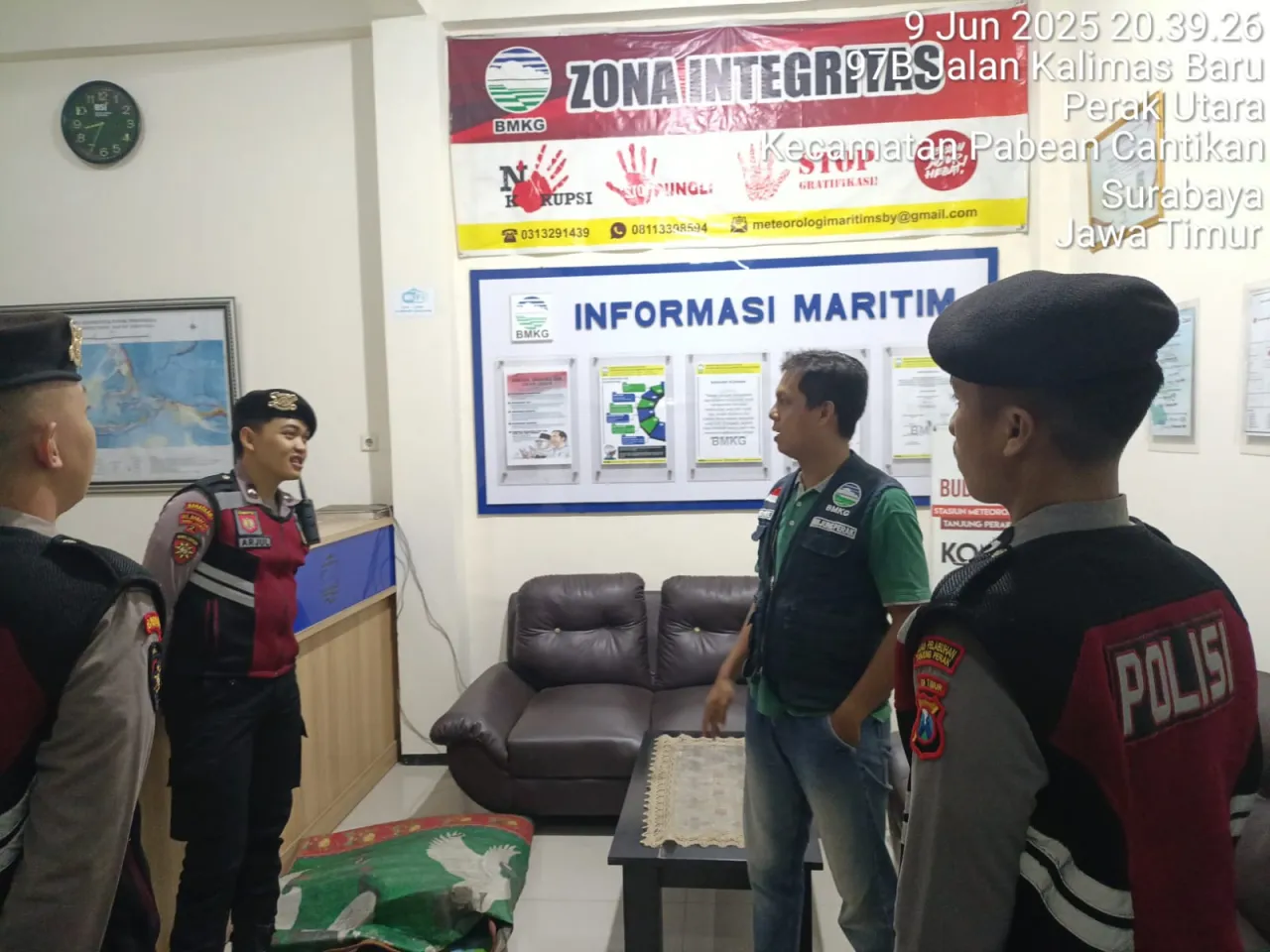 Waspadai Potensi Banjir Rob, Polres Pelabuhan Tanjungperak dan BMKG Kolaborasi Pantau Pesisir Surabaya