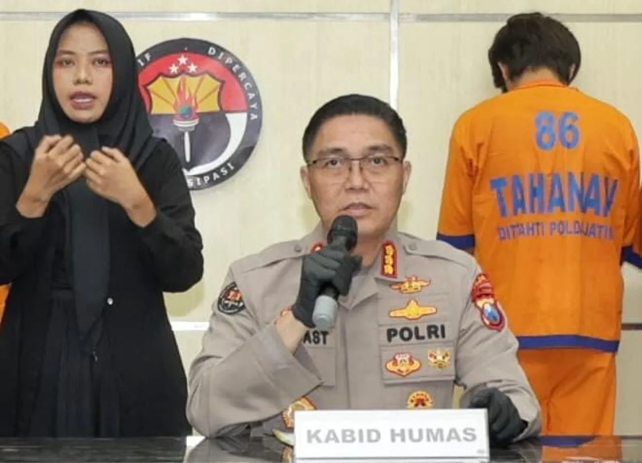 Polda Jatim Amankan Tersangka Bisnis Konten Pornografi Anak Melalui Media Sosial