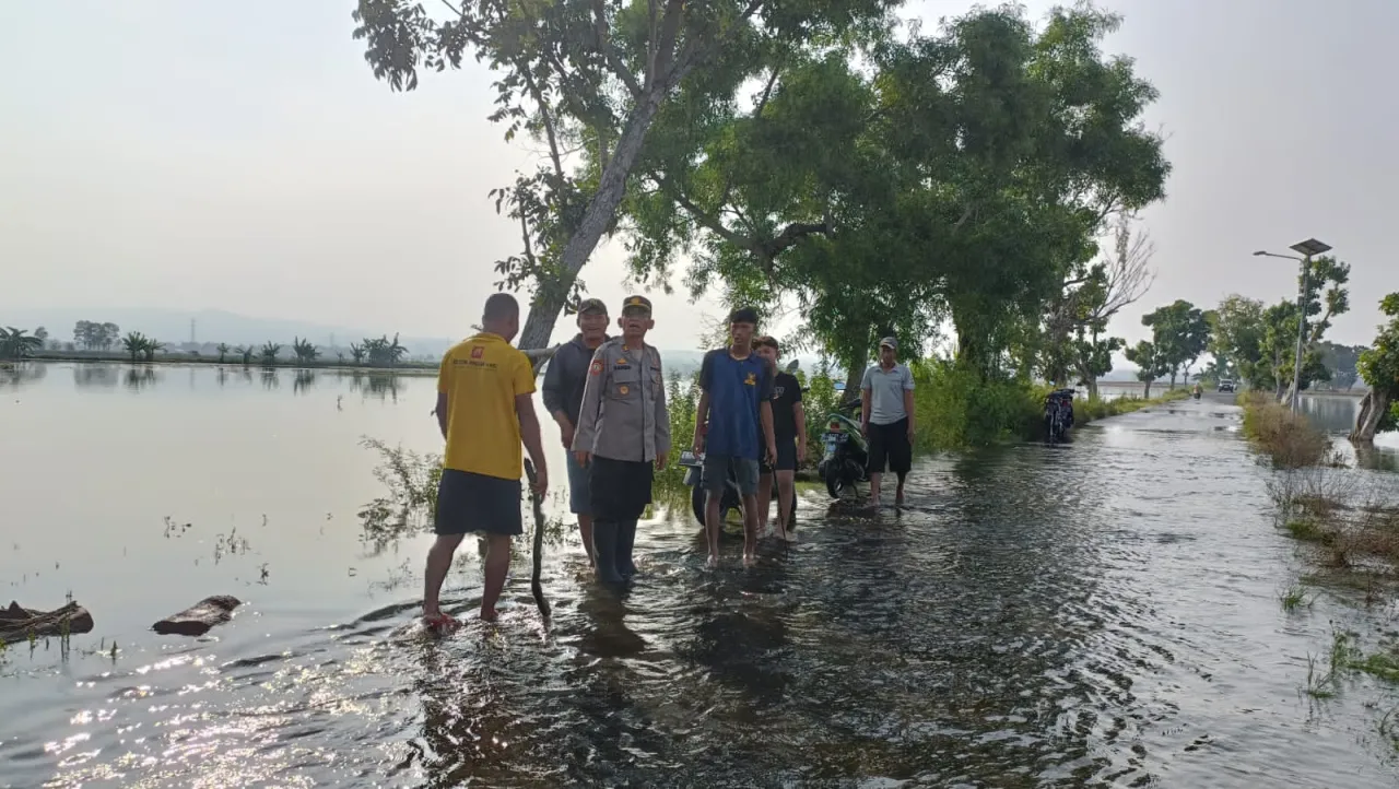 Polres Tuban Turun Tangan Atasi Pendangkalan Kali Avur Penyebab Banjir