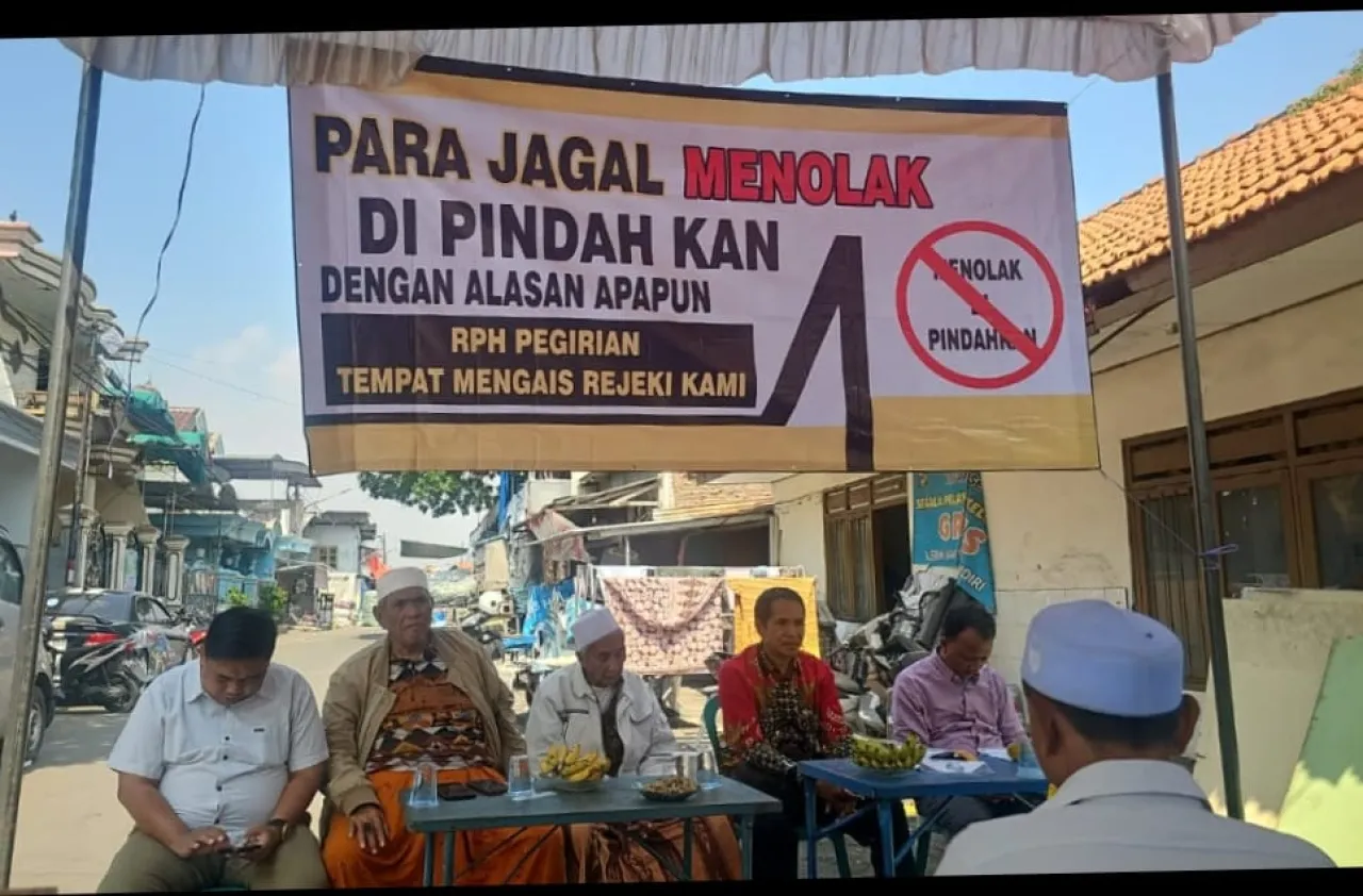 Para Jagal RPH Pegirian Menolak Dipindahkan
