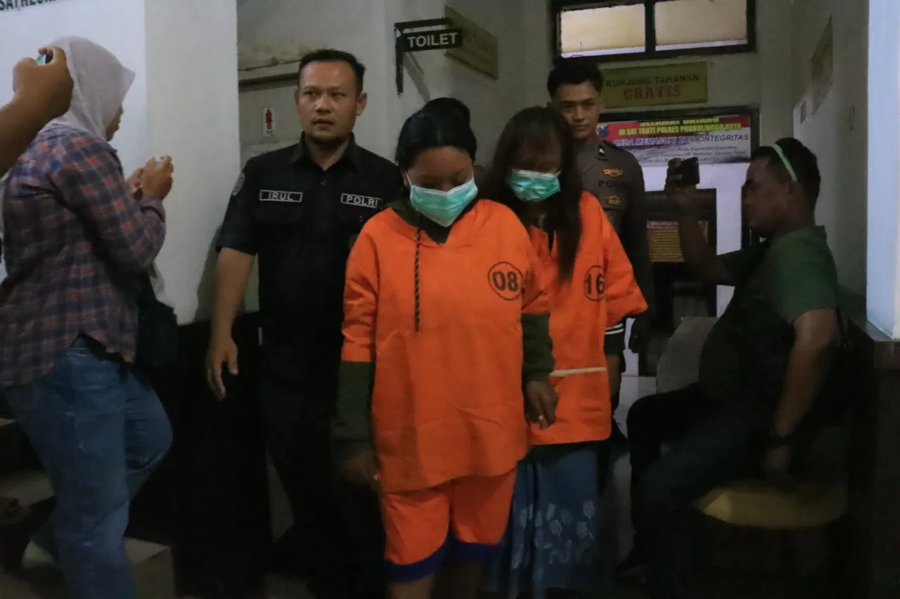 Polres Probolinggo Kota Berhasil Amankan 2 Tersangka Pencurian Uang di Pasar Gotong Royong