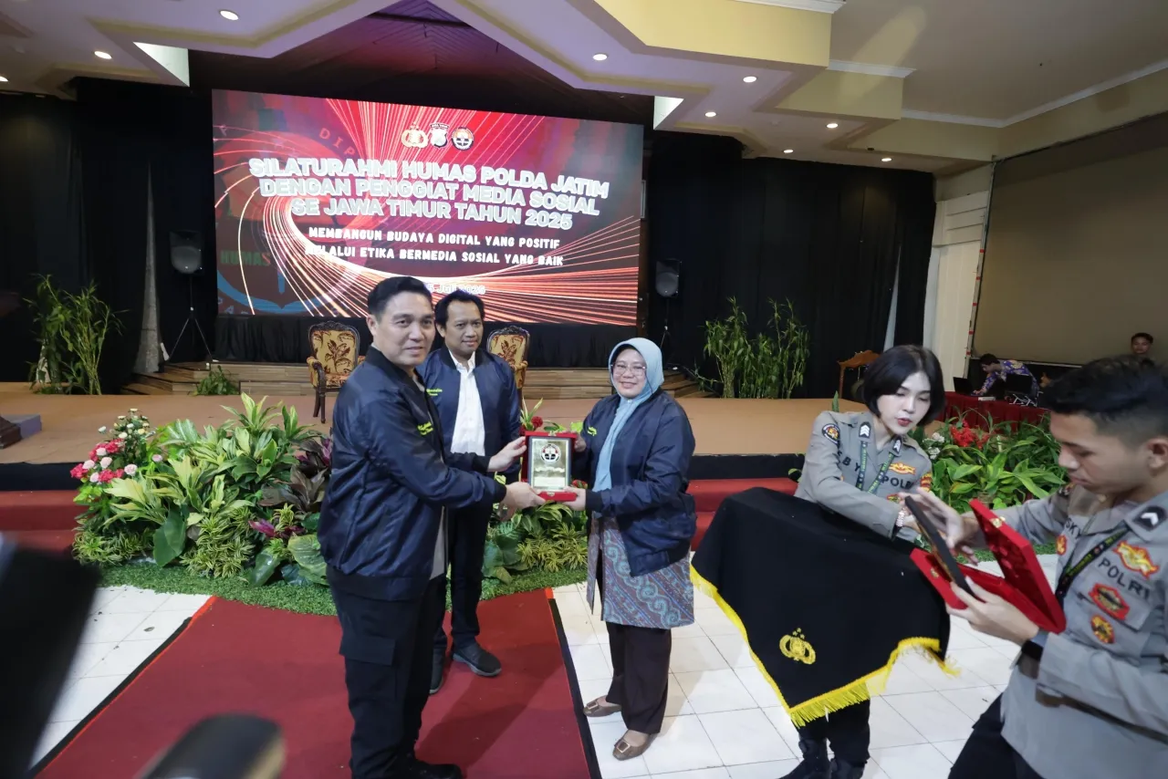 Polda Jatim Gandeng Pegiat Media Sosial Bangun Budaya Digital Positif
