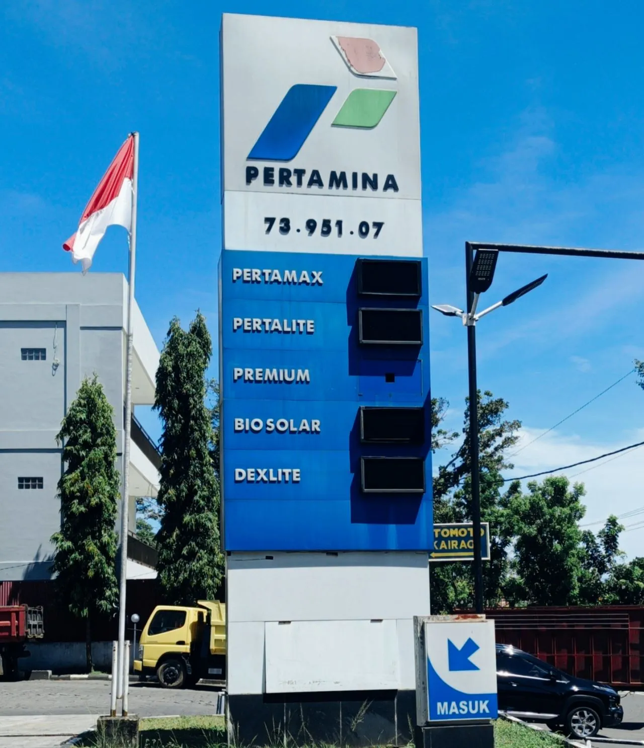 SPBU Yos Sudarso Diduga Jadi Markas Mafia Solar Subsidi: Kebal Hukum dan Rugikan Negara