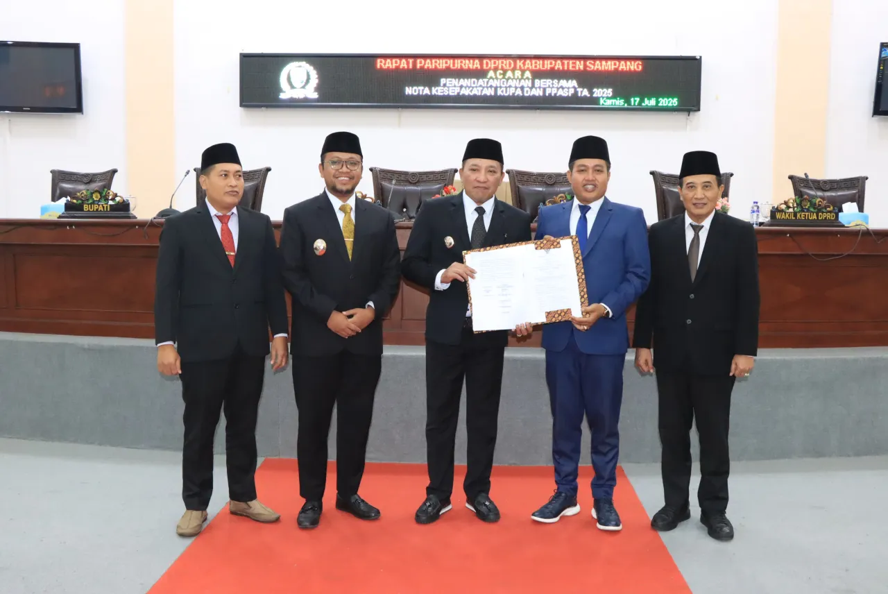 DPRD Sampang Gelar Rapat Paripurna Penandatanganan KUPA dan PPASP 2025