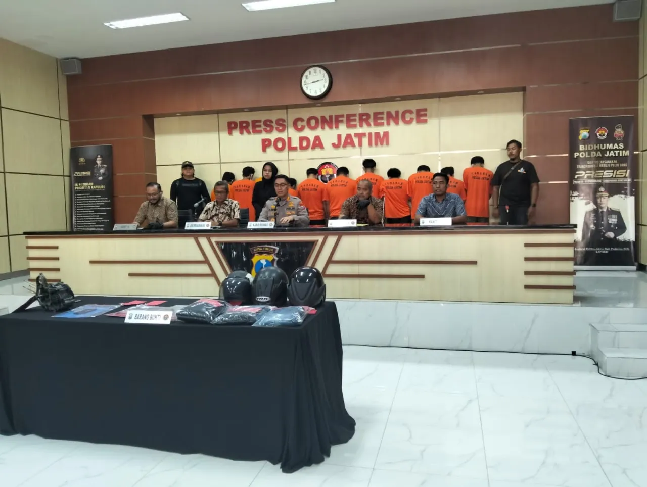 Wilayah Hukum Polda Jatim Mengungkap Kasus 12 Tersangka Curanmor