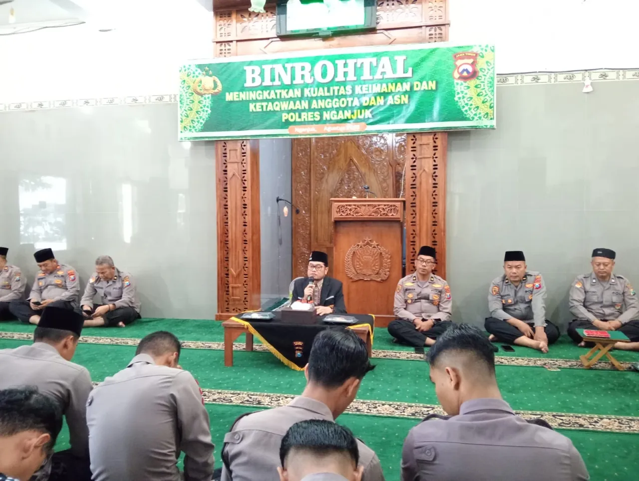Polres Nganjuk Tekankan Keikhlasan dalam Tugas Lewat Binrohtal