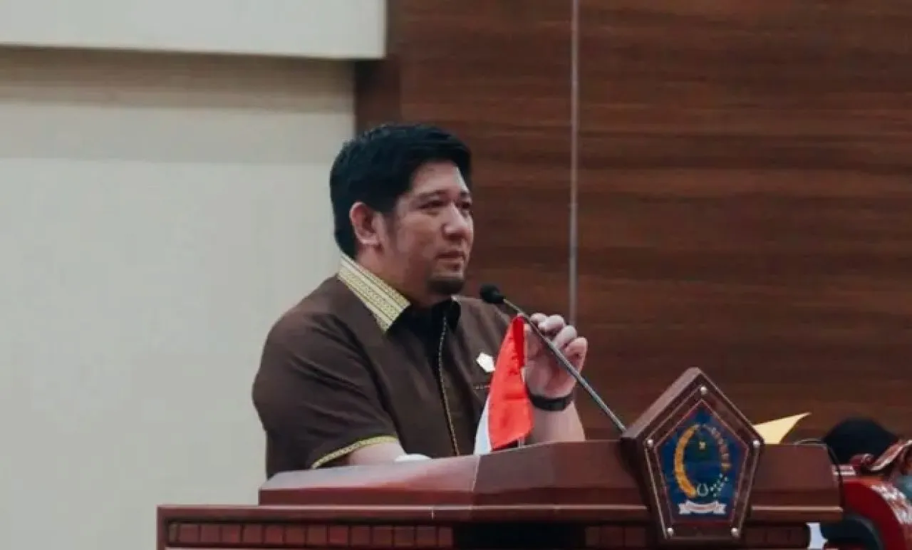 Raski Mokodompit Bacakan 10 Catatan Fraksi Golkar terhadap APBD Perubahan Sulut 2025