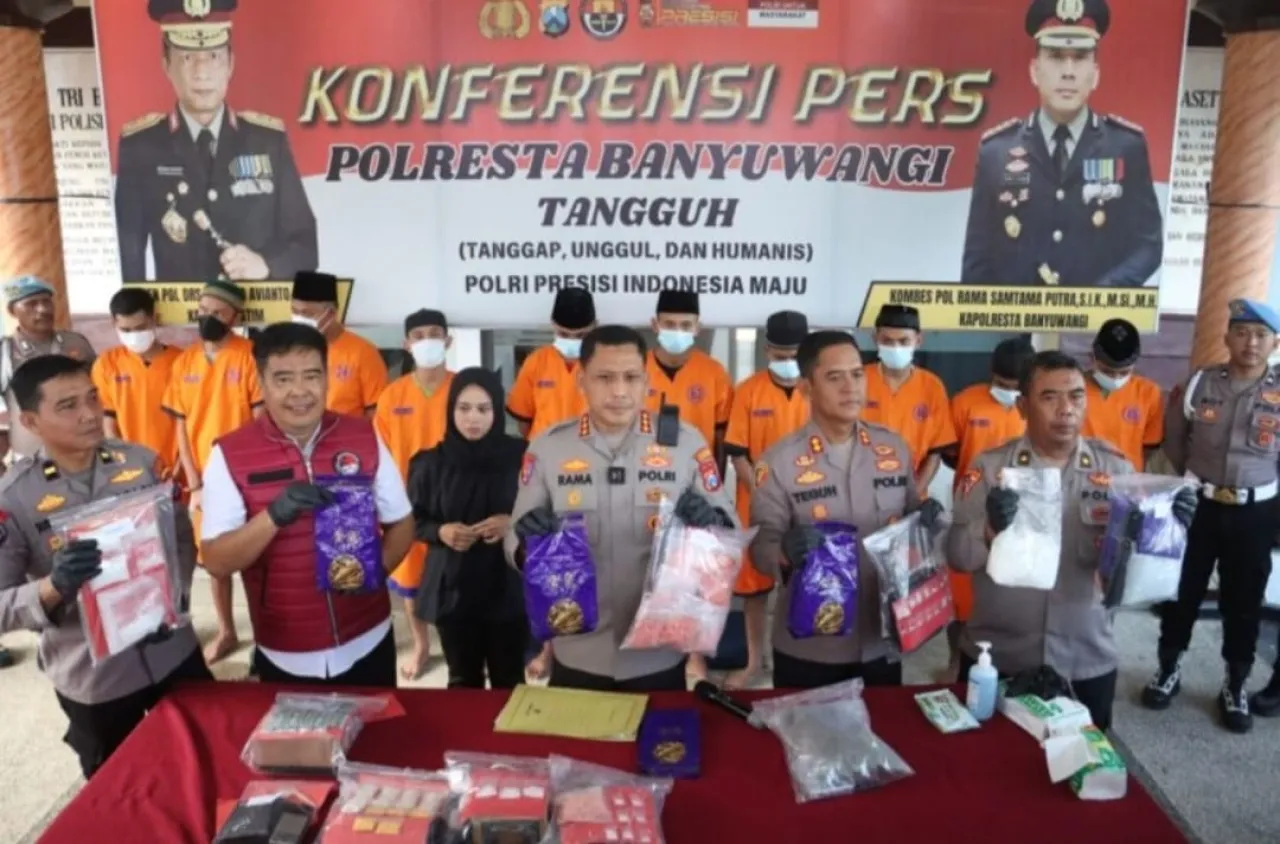 Polresta Banyuwangi Berhasil Ungkap Narkoba Selama Agustus 2025 Amankan 10 Tersangka Sita 4,4Kg Sabu dan Butir Okerbaya