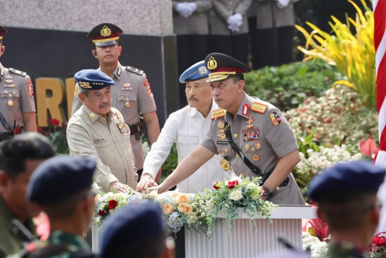 Kapolri Resmikan Patung M. Jasin, Abadikan Sejarah Polisi Istimewa