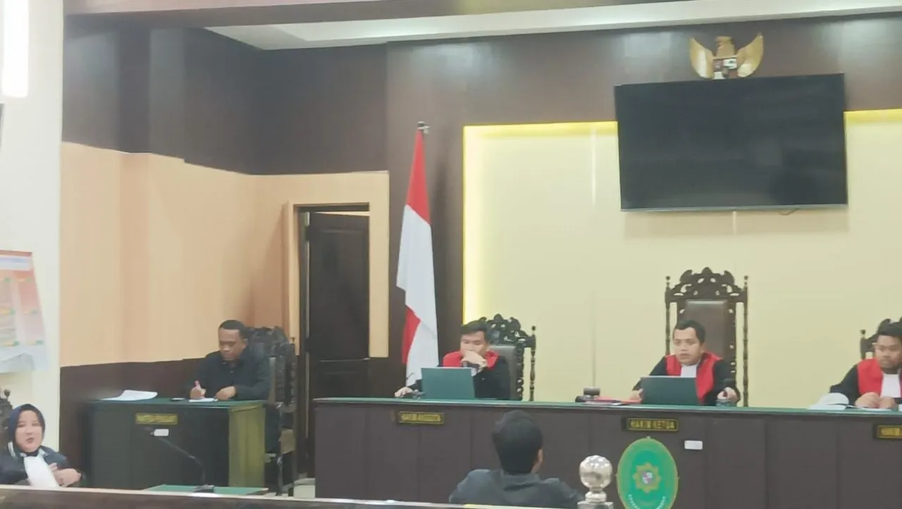 Rekaman CCTV Membantah Keterangan Saksi-saksi Pihak Truk dalam Kasus Kecelakaan Mobil Brio vs Truk Galon