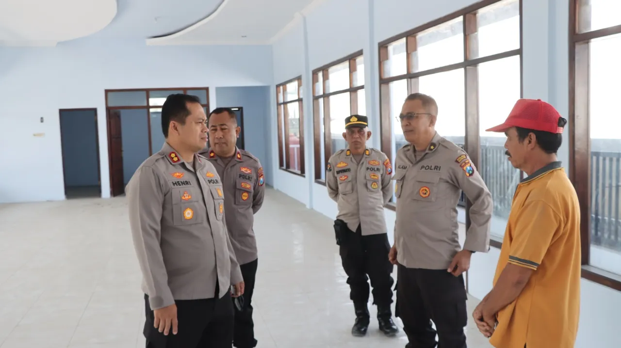 Kapolres Nganjuk Tinjau Progres Pembangunan SPPG di Baron dan Lengkong