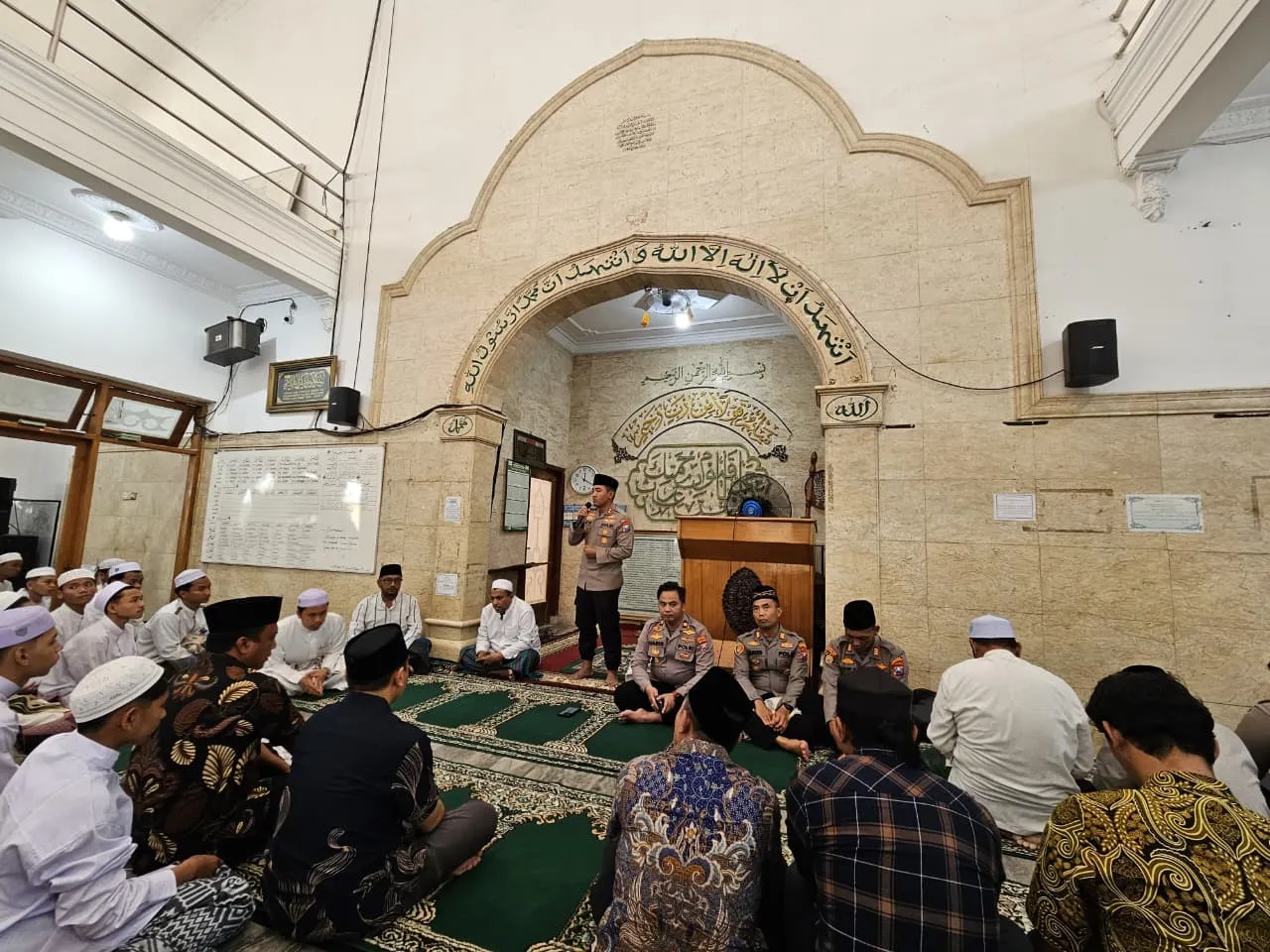 Polres Probolinggo Safari Jum'at Wujudkan Kemitraan yang Solid dan Lingkungan Kondusif