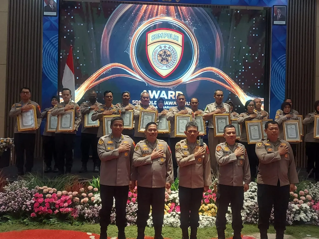 Polres Nganjuk Raih Dua Penghargaan di Rakernis SDM Polda Jatim