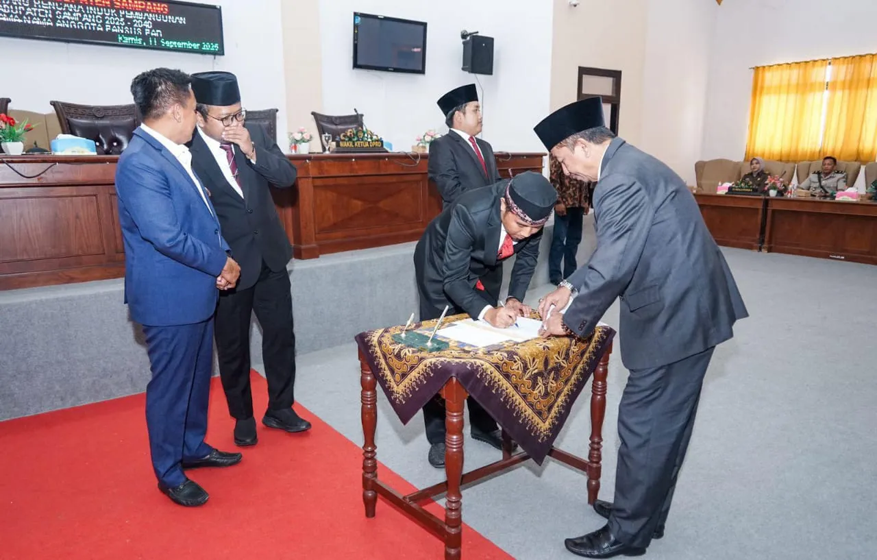 Raperda Rencana Induk Pembangunan Kepariwisataan Daerah Tahun 2025-2040 Disahkan