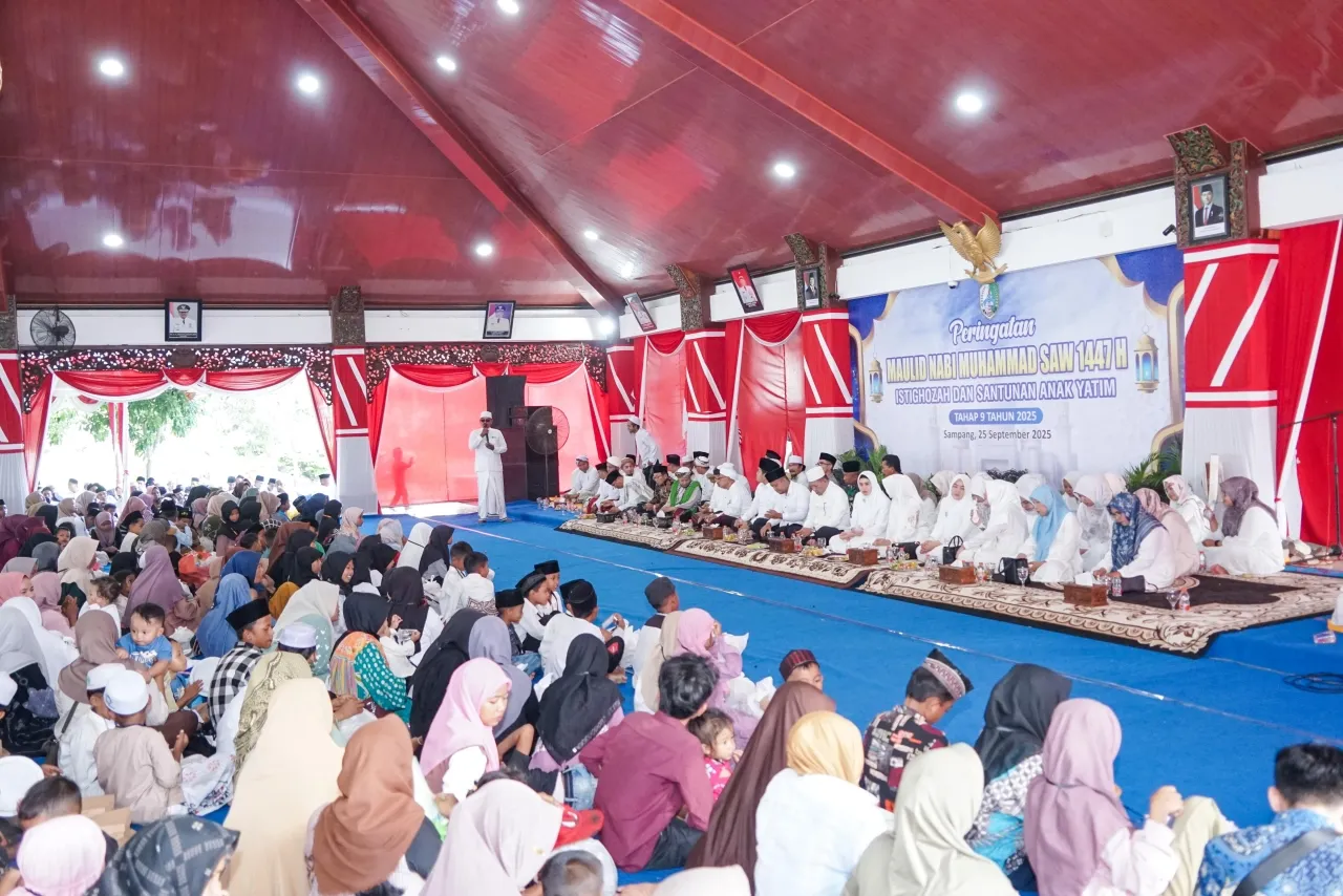 Pemkab Sampang Gelar Maulid Nabi dengan Santunan Anak Yatim dan Apresiasi Kafilah MTQ